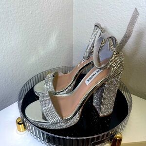 Steve Madden silver rhinestone platform heels size 7